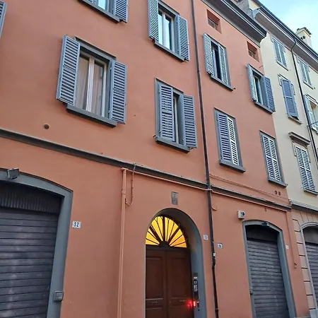 Maison Mondrian Appartamento Con Ascensore A Due Passi Dal Duomo