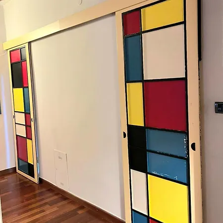 Maison Mondrian Appartamento Con Ascensore A Due Passi Dal Duomo