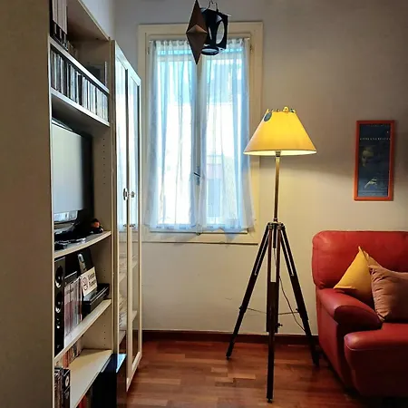 Maison Mondrian Appartamento Con Ascensore A Due Passi Dal Duomo Appartement *