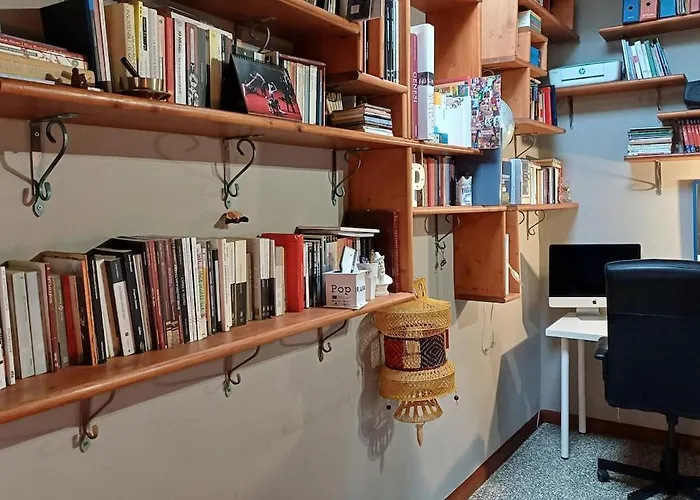 公寓 Maison Mondrian, A Due Passi Dal Duomo